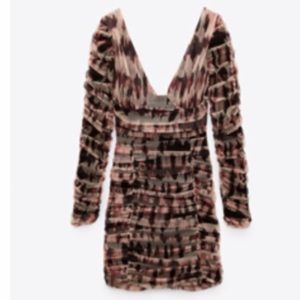 Zara link rouge dress